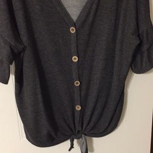 bibi Tops - Cute bono ruffled sleeve shirt bibi Tops - Cute bono ruffled sleeve shirt